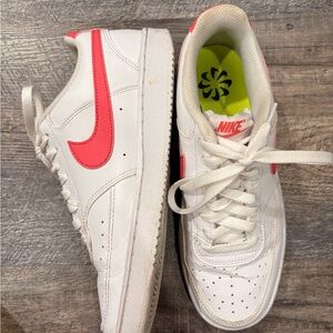 Nike White pink Sneakers
